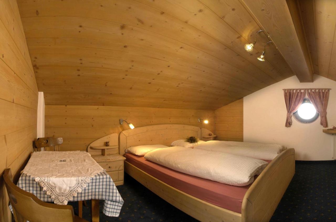 Agriturismo Apartments Tuene Ortisei Exterior photo