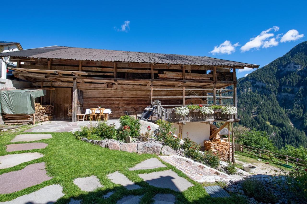 Agriturismo Apartments Tuene Ortisei Exterior photo