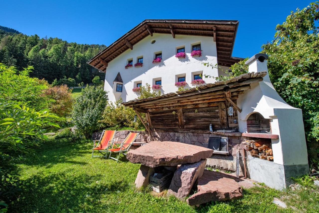 Agriturismo Apartments Tuene Ortisei Exterior photo