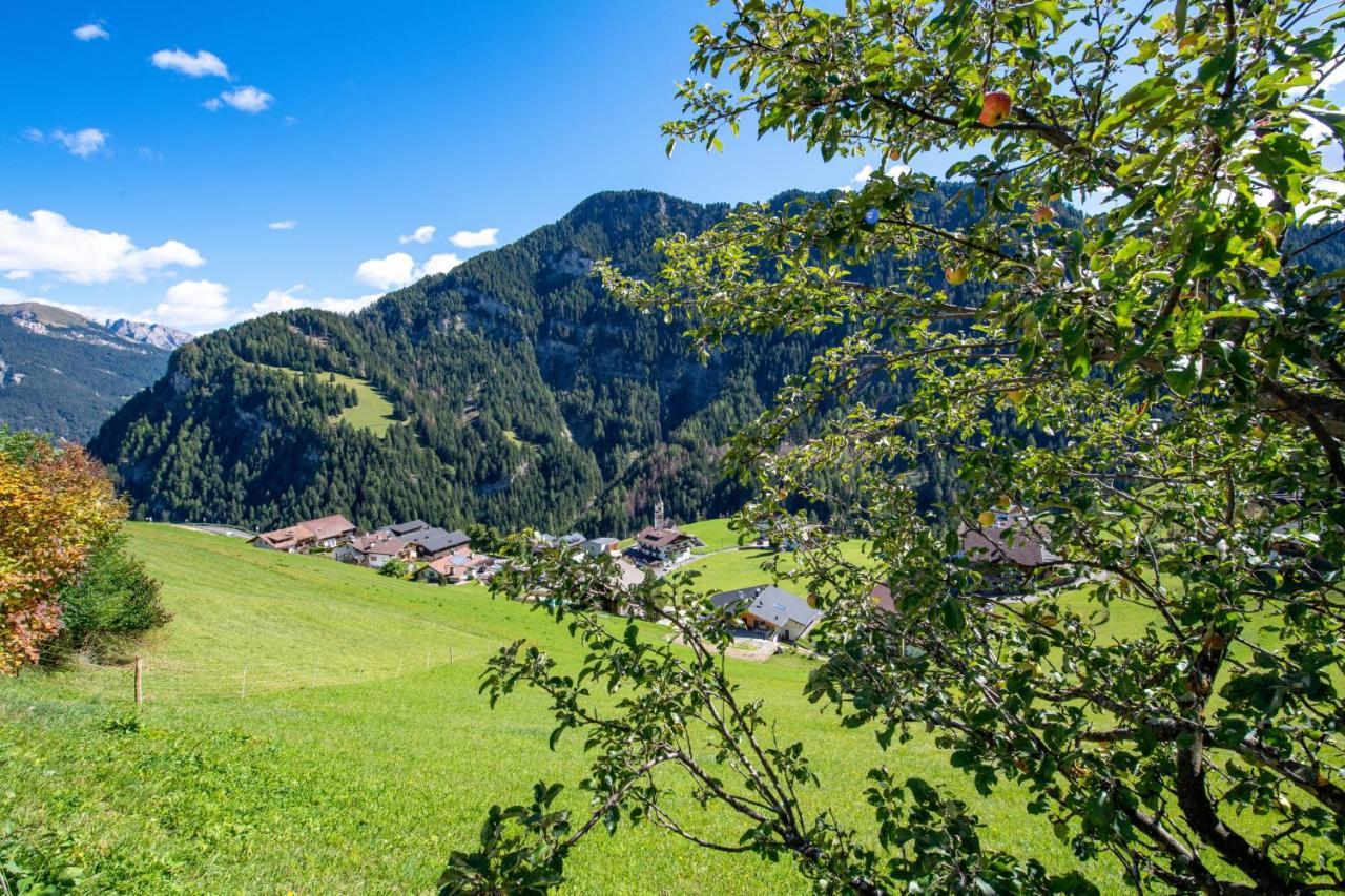 Agriturismo Apartments Tuene Ortisei Exterior photo