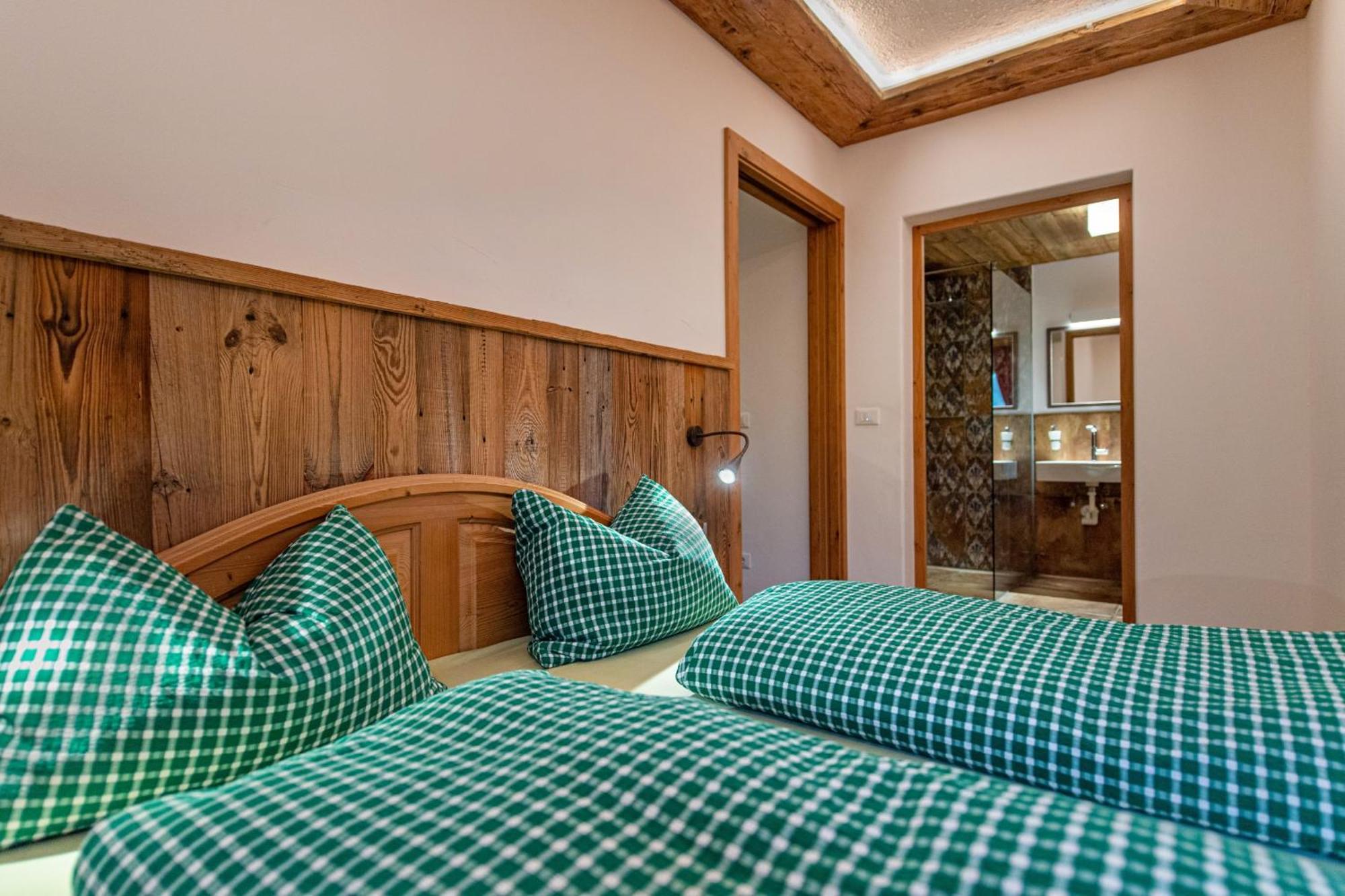 Agriturismo Apartments Tuene Ortisei Exterior photo