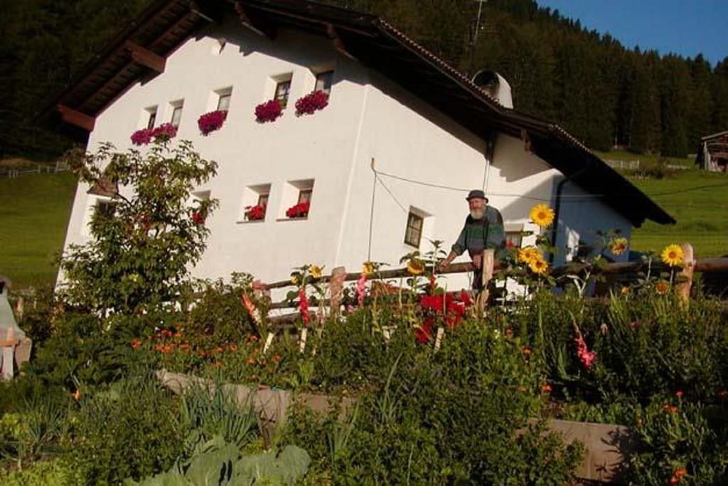 Agriturismo Apartments Tuene Ortisei Exterior photo